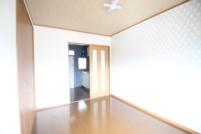 物件内観写真9　(居室)