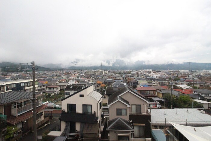 物件内観写真22　(玄関)