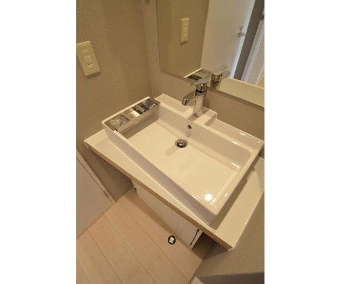 物件内観写真12　(洗面)