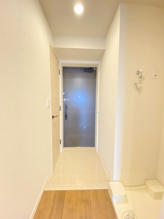 物件内観写真16　(廊下)