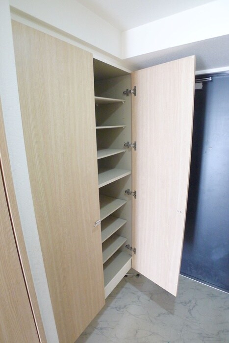 物件内観写真19　(靴箱)
