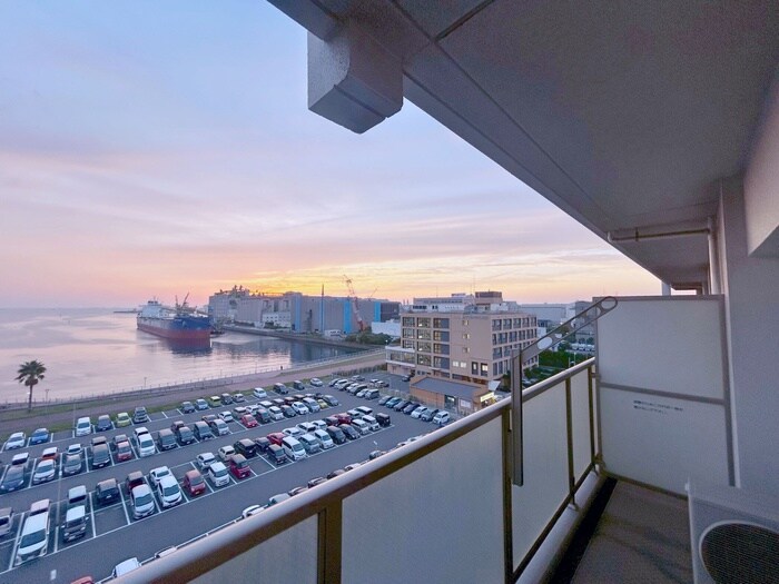 物件内観写真22　(室内からの展望)