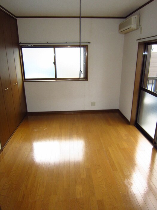 物件内観写真8　(居室)