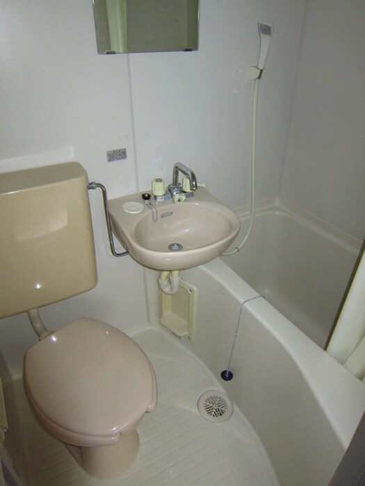 物件内観写真10　(バス／シャワールーム等)