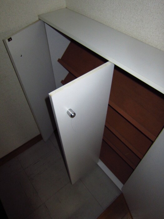 物件内観写真14　(靴箱)
