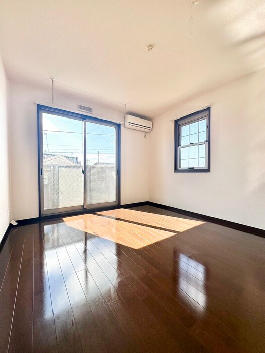 物件内観写真7　(居室)