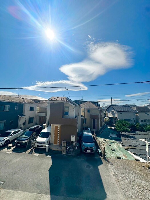 物件内観写真21　(室内からの展望)