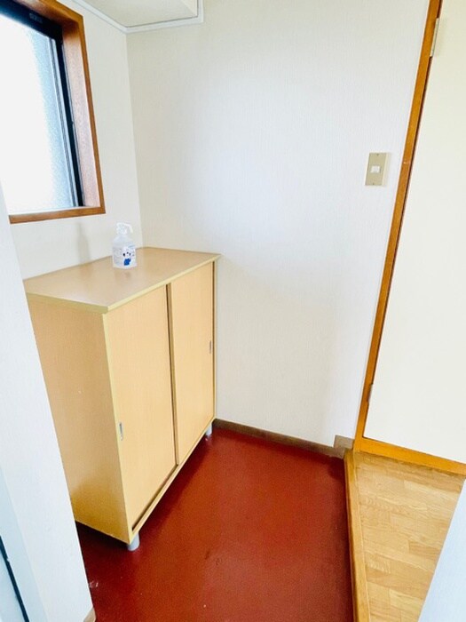 物件内観写真21　(玄関)