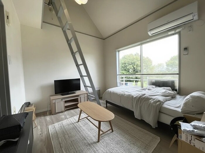 物件内観写真4　(居室)