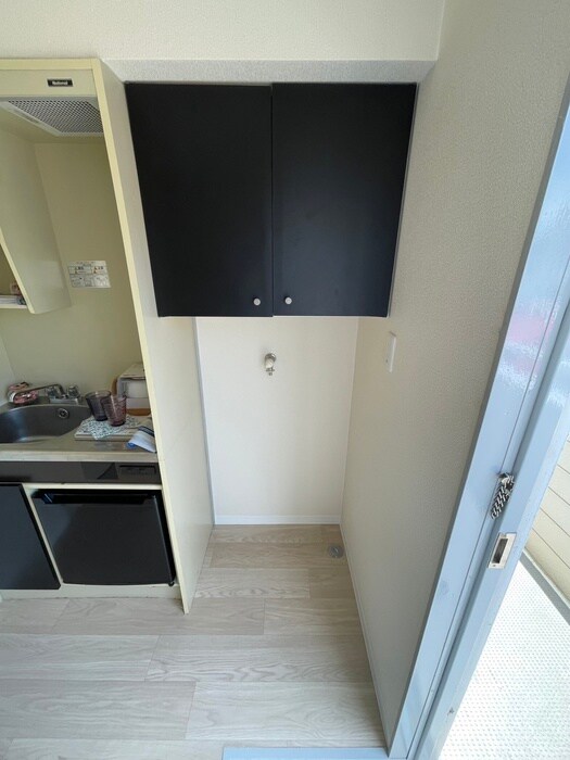 物件内観写真17　(洗濯機置場)