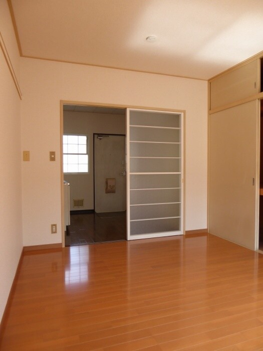 物件内観写真12　(居室)