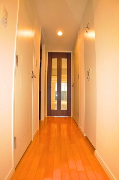 物件内観写真8　(廊下)