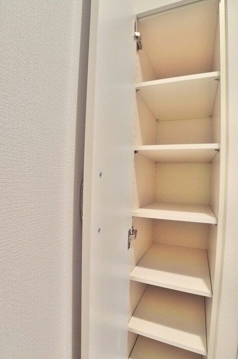 物件内観写真18　(靴箱)