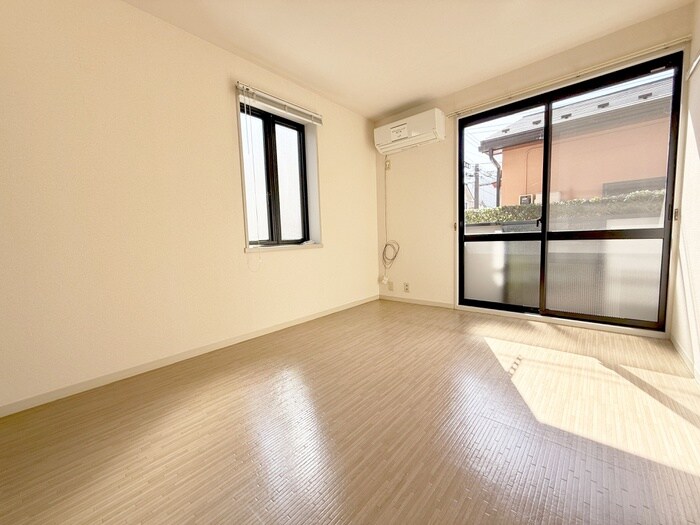 物件内観写真7　(居室)