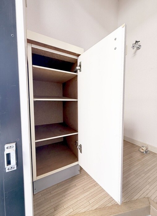 物件内観写真16　(靴箱)