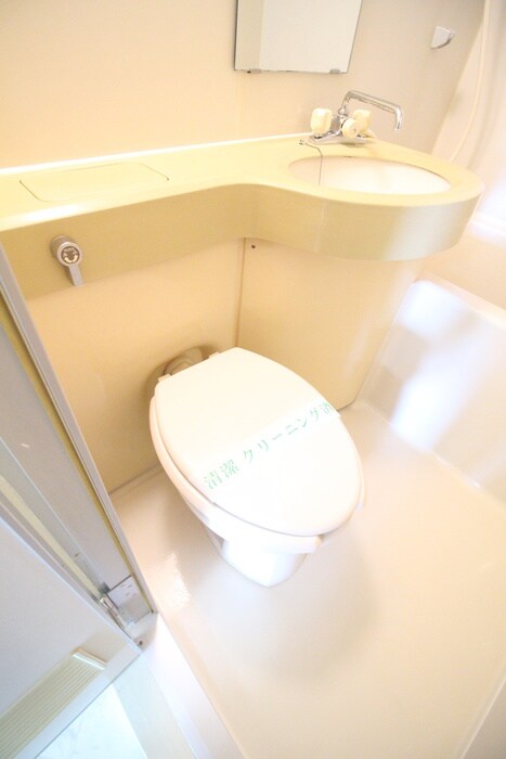 物件内観写真13　(トイレ)