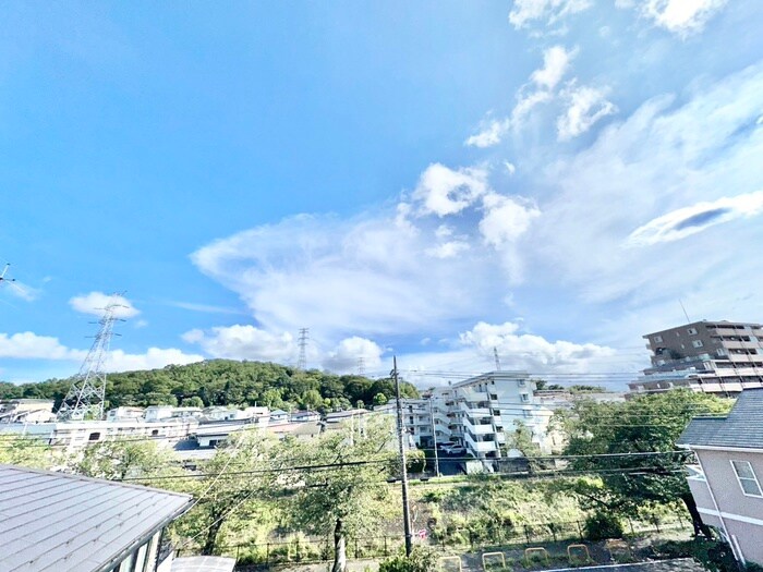 物件内観写真21　(室内からの展望)