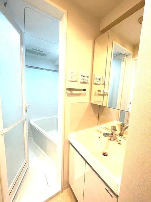 物件内観写真11　(廊下)