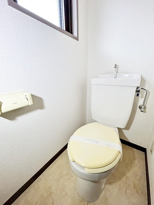 物件内観写真17　(トイレ)