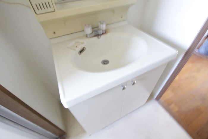 物件内観写真11　(洗面)