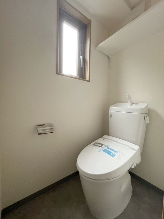 物件内観写真14　(トイレ)