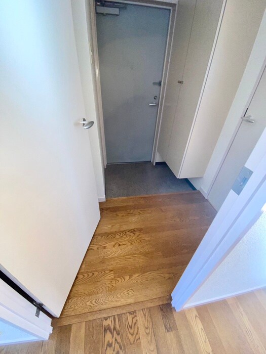 物件内観写真17　(廊下)