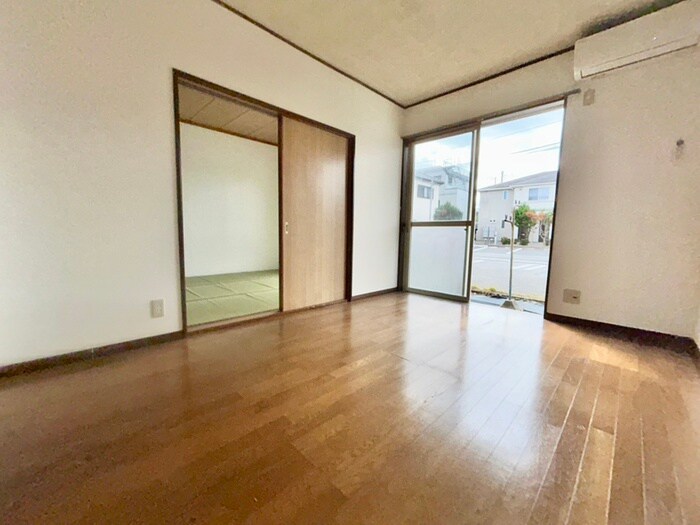 物件内観写真8　(居室)