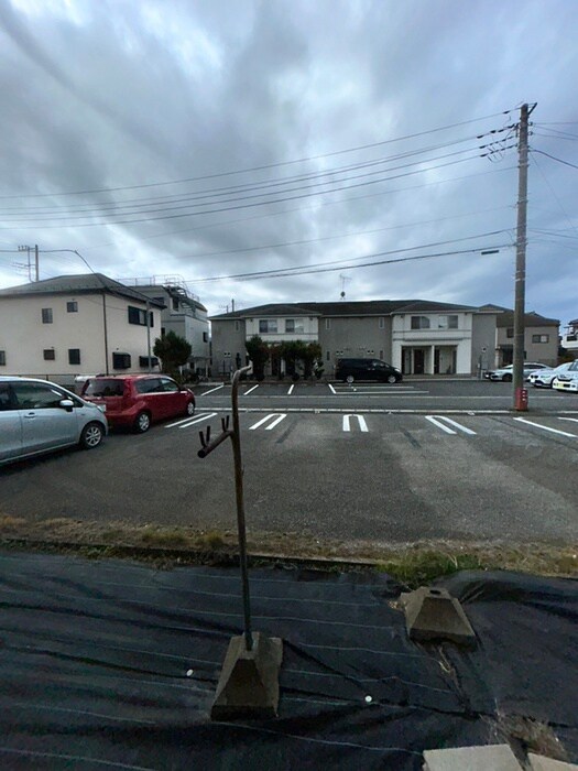 物件内観写真20　(室内からの展望)