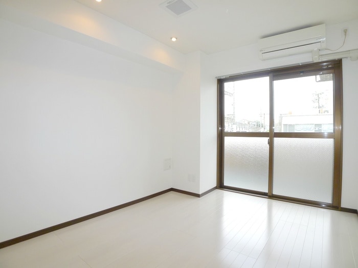 物件内観写真11　(居室)