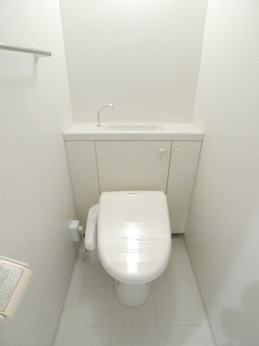 物件内観写真16　(トイレ)