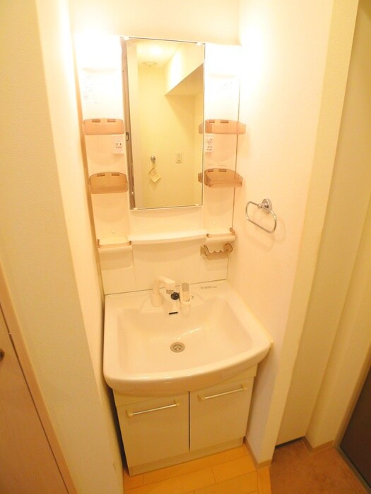 物件内観写真10　(洗面)