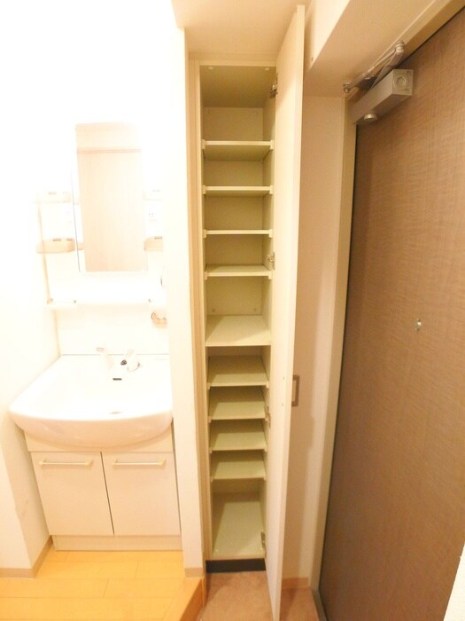 物件内観写真18　(靴箱)