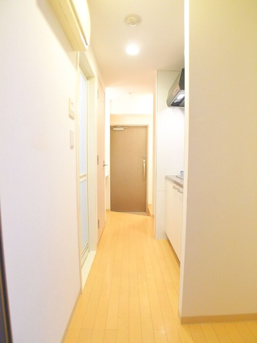 物件内観写真19　(廊下)