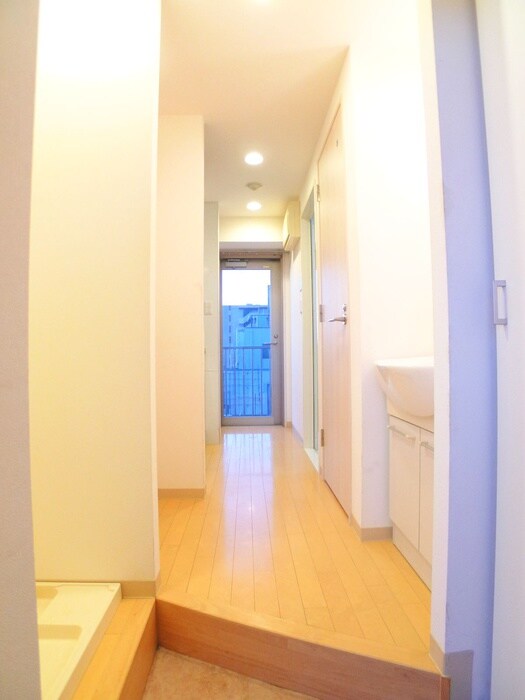 物件内観写真20　(廊下)