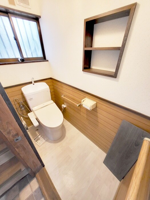 物件内観写真16　(トイレ)