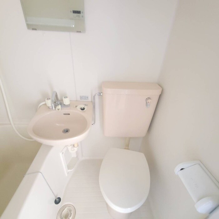 物件内観写真14　(トイレ)