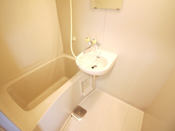 物件内観写真12　(バス／シャワールーム等)