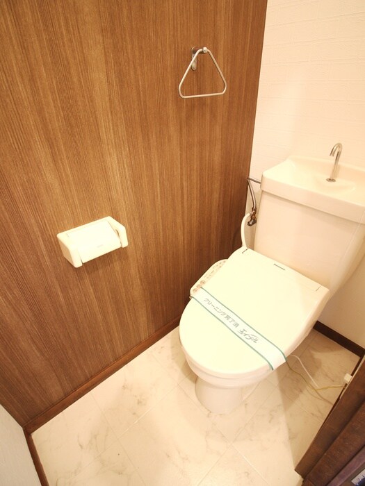 物件内観写真13　(トイレ)