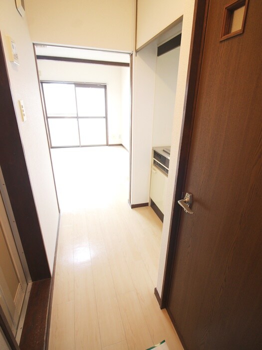 物件内観写真21　(廊下)