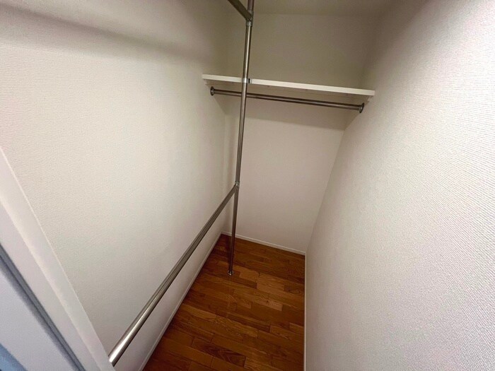 物件内観写真11　(収納)