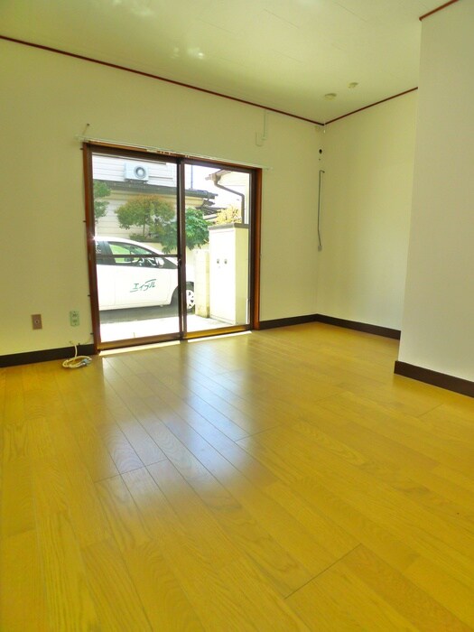 物件内観写真10　(居室)