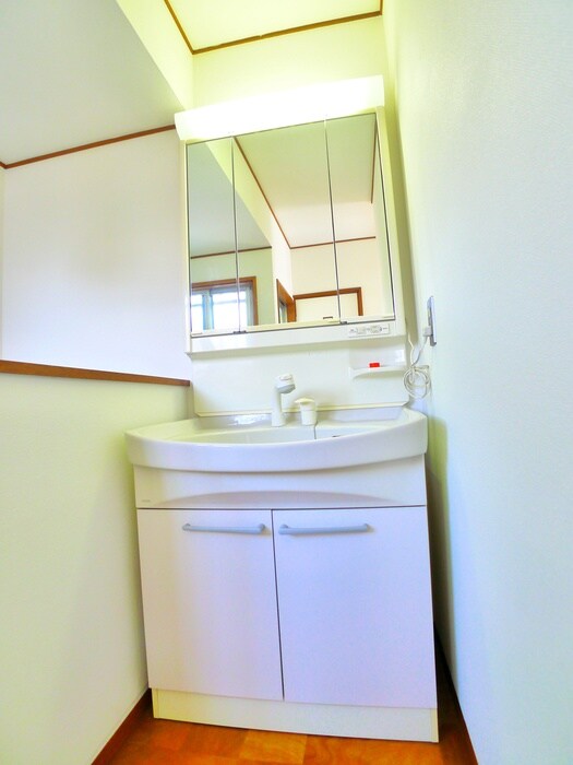 物件内観写真12　(洗面)