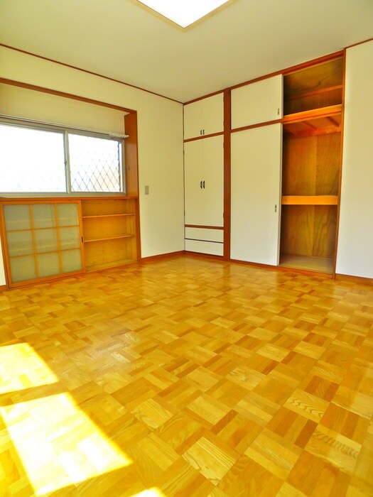 物件内観写真18　(居室)