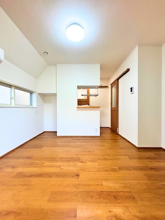 物件内観写真11　(居室)