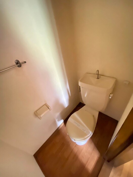 物件内観写真6　(トイレ)