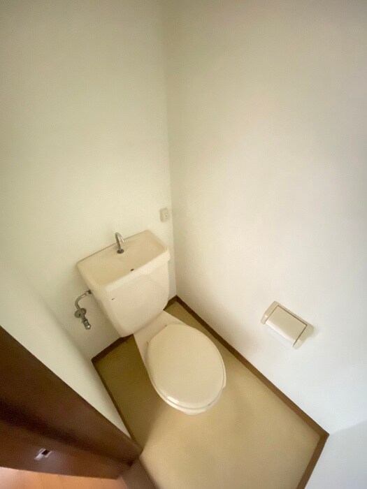 物件内観写真6　(トイレ)