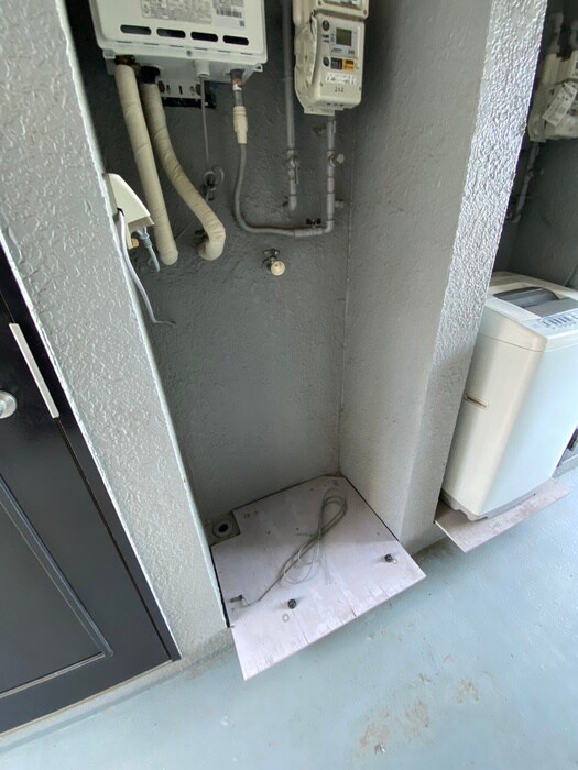 物件内観写真19　(洗濯機置場)