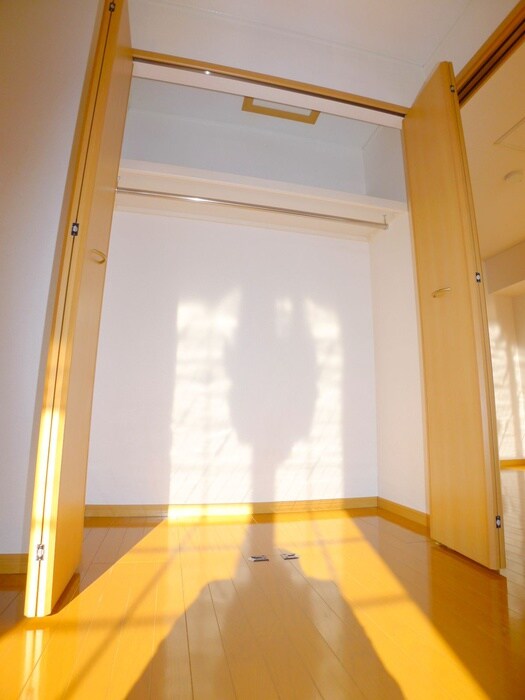 物件内観写真15　(収納)