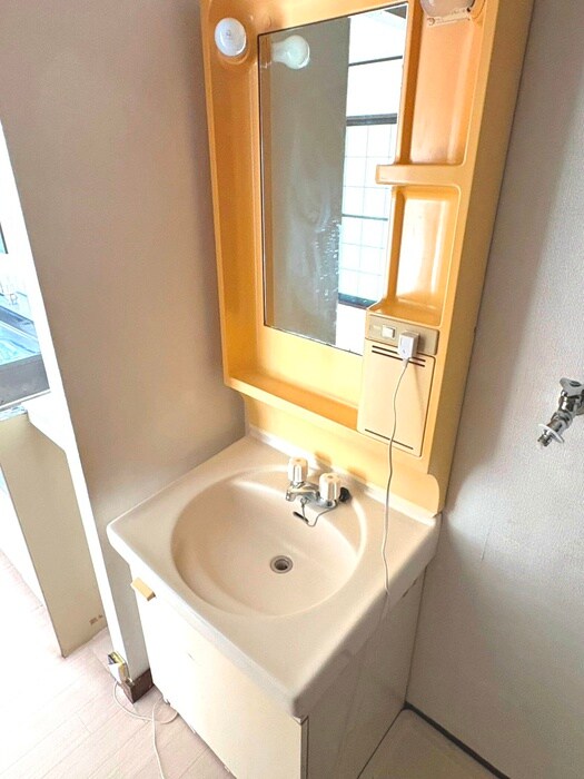 物件内観写真11　(洗面)