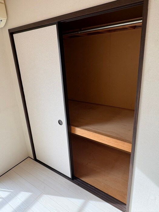 物件内観写真12　(収納)